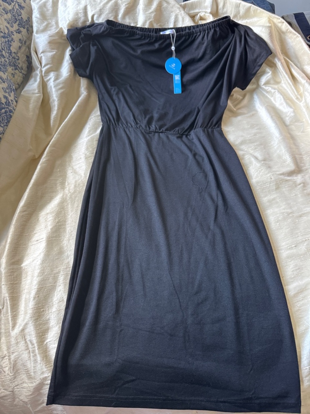 Cupshe Black Off-Shoulder Midi Dress